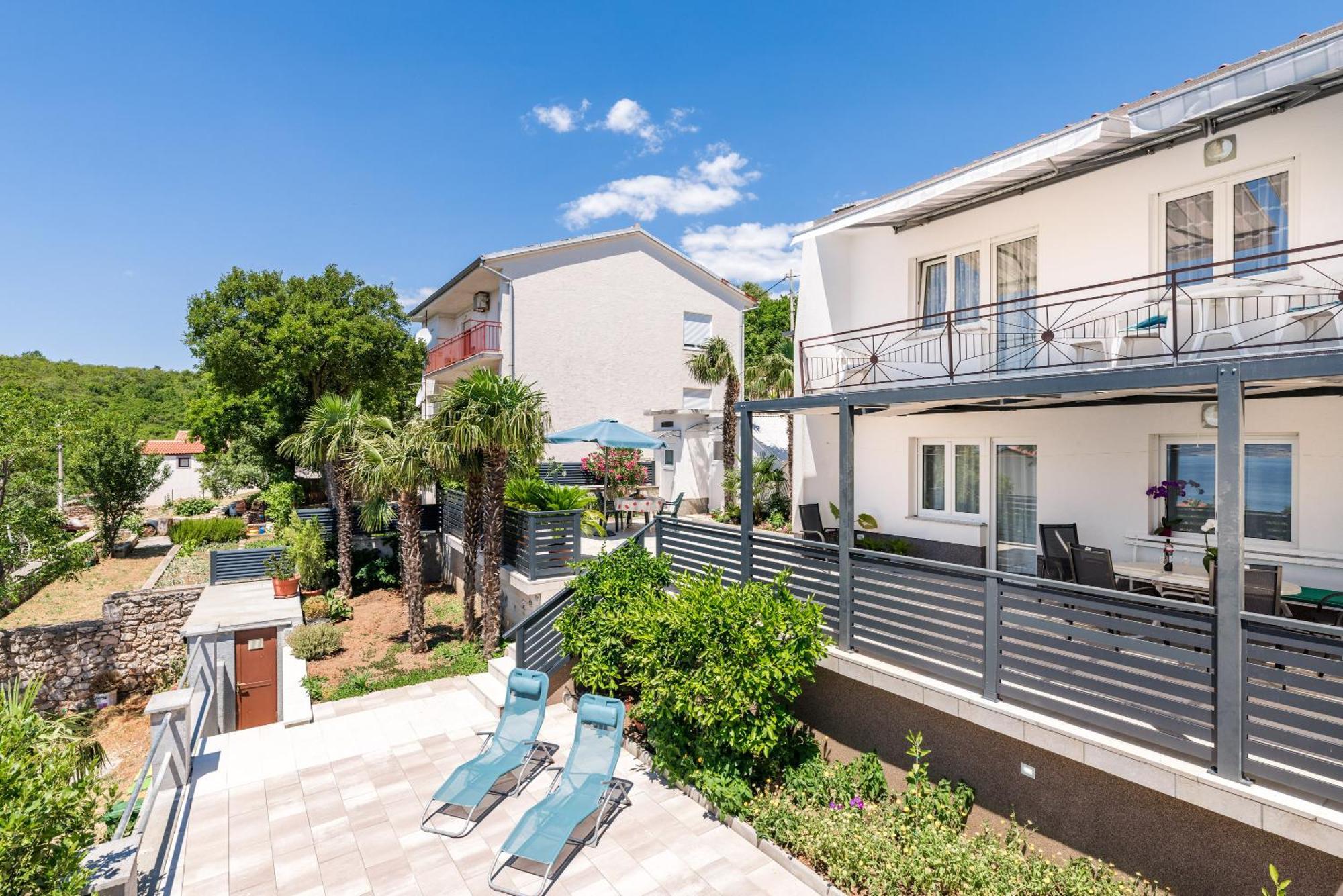 פובילה Apartmani Katica מראה חיצוני תמונה