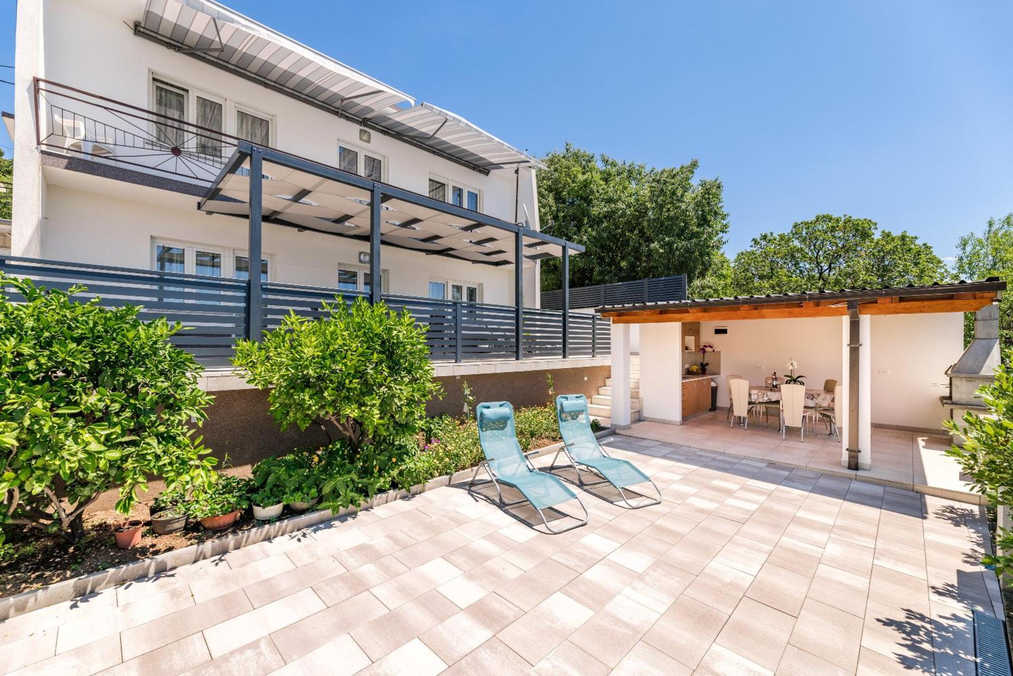 פובילה Apartmani Katica מראה חיצוני תמונה