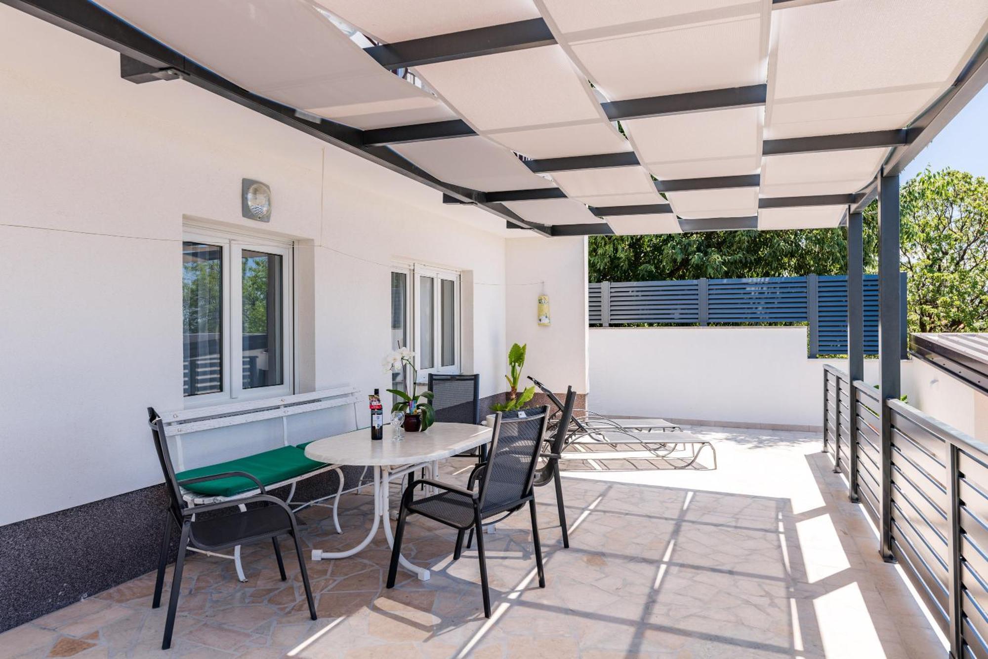 פובילה Apartmani Katica מראה חיצוני תמונה