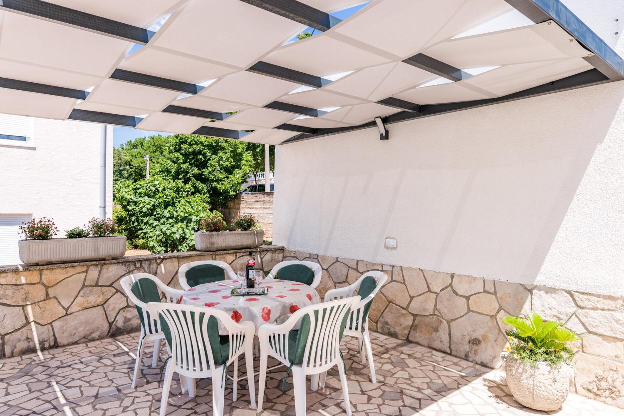 פובילה Apartmani Katica מראה חיצוני תמונה