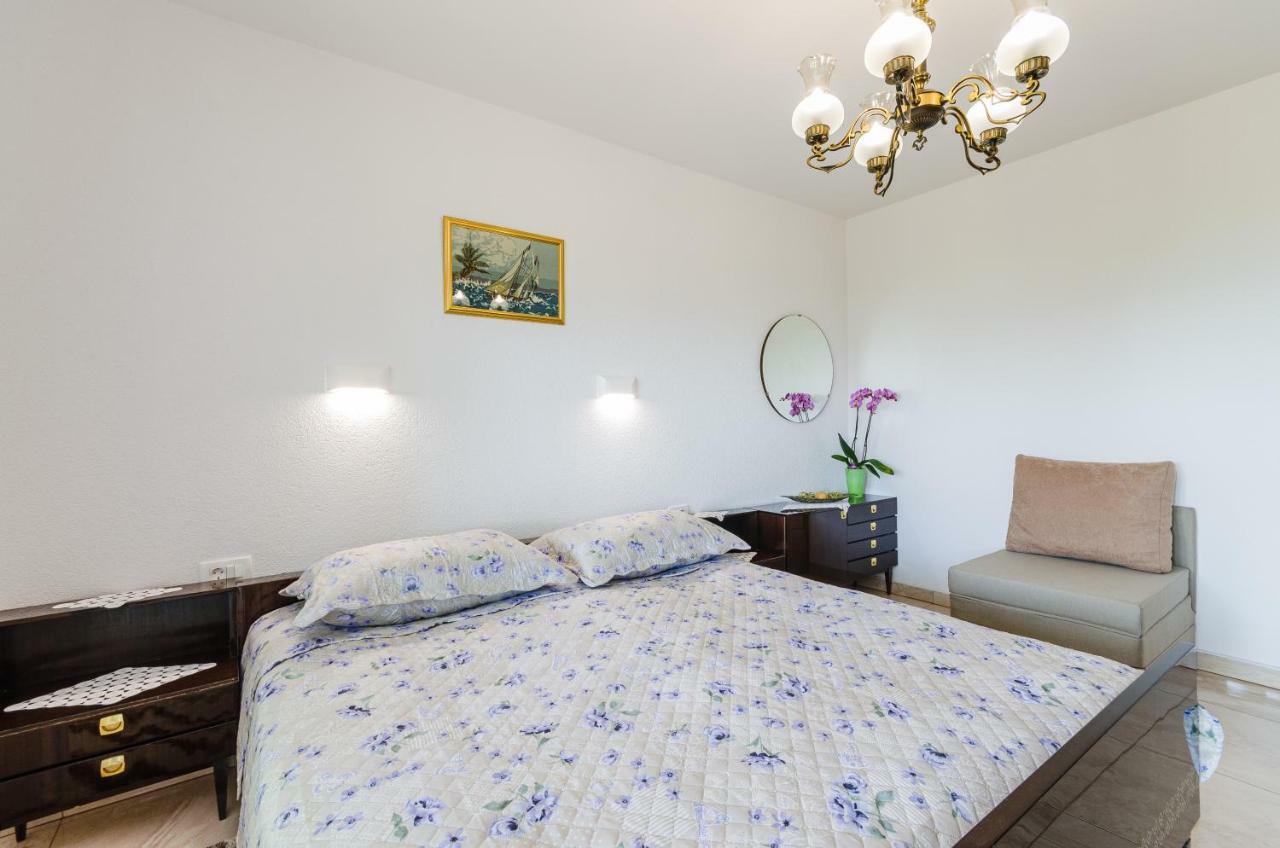 פובילה Apartmani Katica מראה חיצוני תמונה
