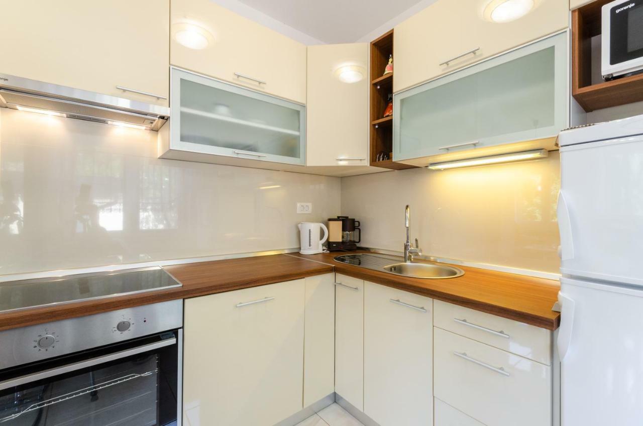 פובילה Apartmani Katica מראה חיצוני תמונה